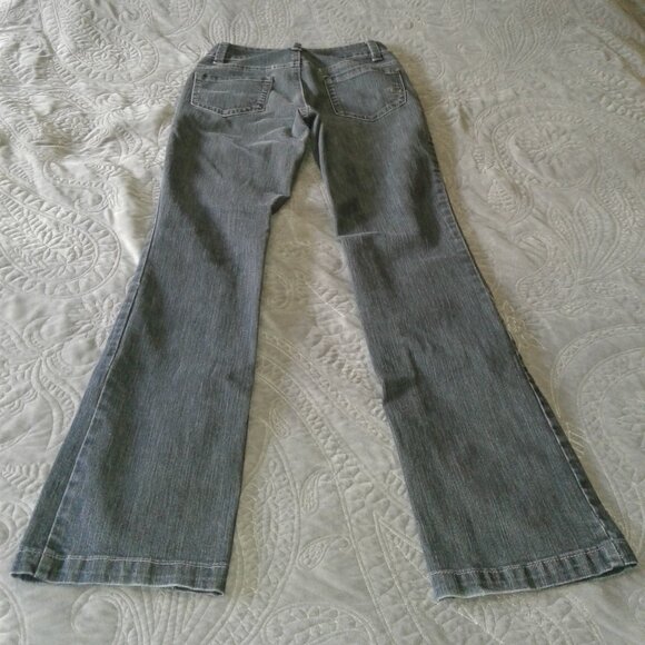 Black Revolution Jeans - Picture 4 of 7